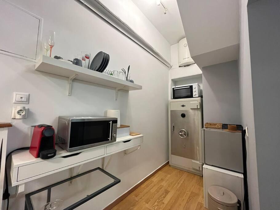 Ksenokratous-Kolonaki Cozy Apartment Athena Bagian luar foto