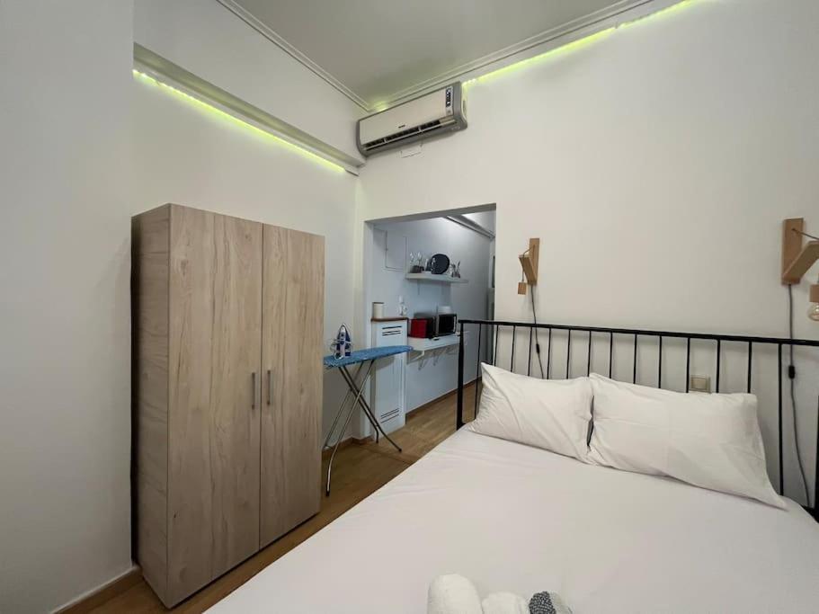 Ksenokratous-Kolonaki Cozy Apartment Athena Bagian luar foto