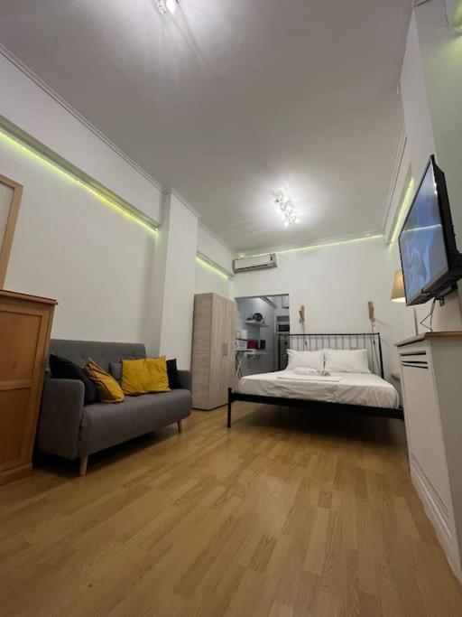 Ksenokratous-Kolonaki Cozy Apartment Athena Bagian luar foto